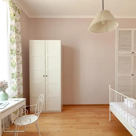 Avangard Kopernyka 12 *