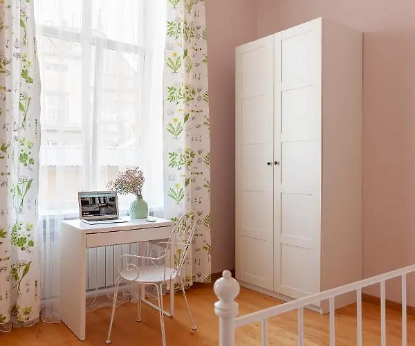 Avangard Kopernyka 12