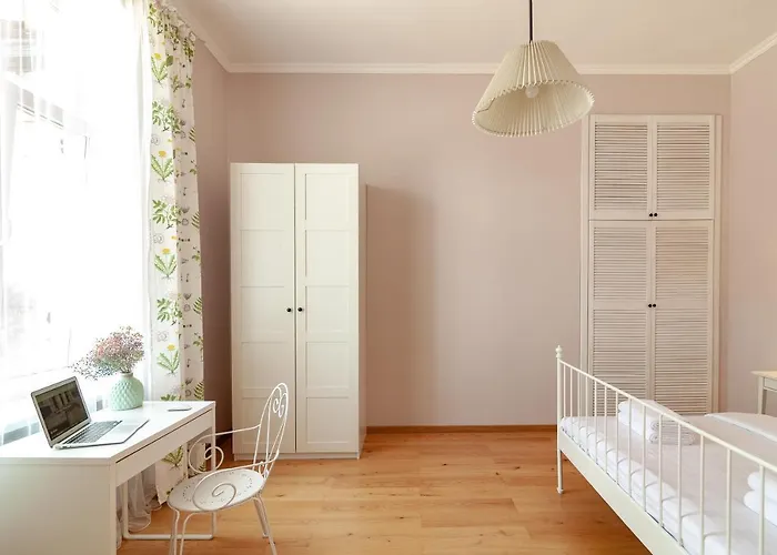 Avangard Kopernyka 12 *