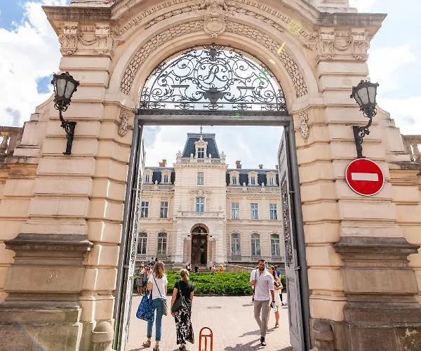 Avangard Kopernyka 12